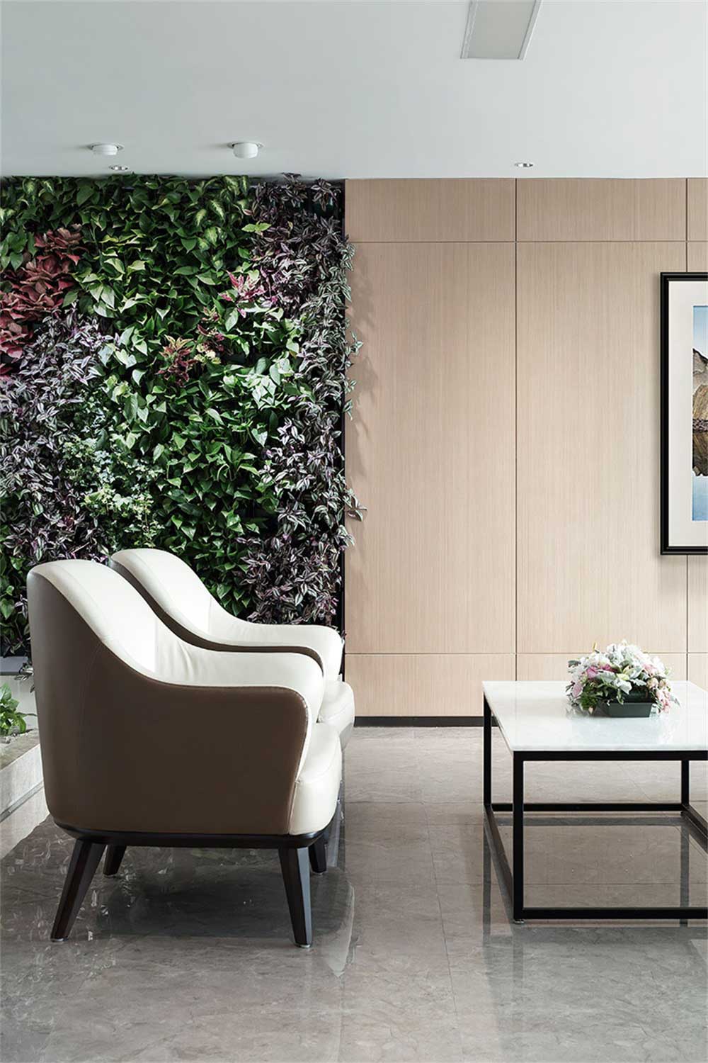 深圳市寶安1000平國(guó)中創(chuàng)投辦公室裝修接待區(qū)