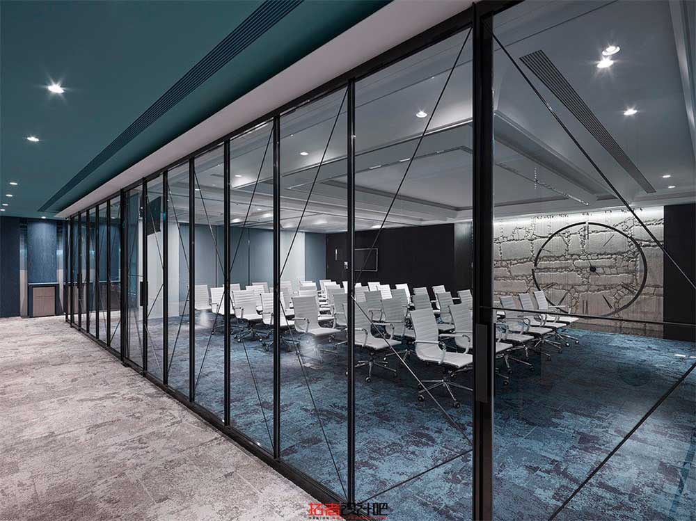 深圳龍華信利康樂創(chuàng)薈大廈簡約風(fēng)格辦公室裝修設(shè)計案例培訓(xùn)室