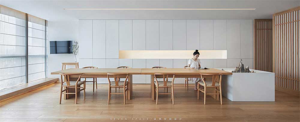 深圳市福田原木風(fēng)辦公室裝修辦公區(qū)