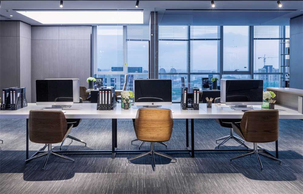 深圳市福田區(qū)車公廟現(xiàn)代輕奢辦公室設(shè)計裝修辦公區(qū)