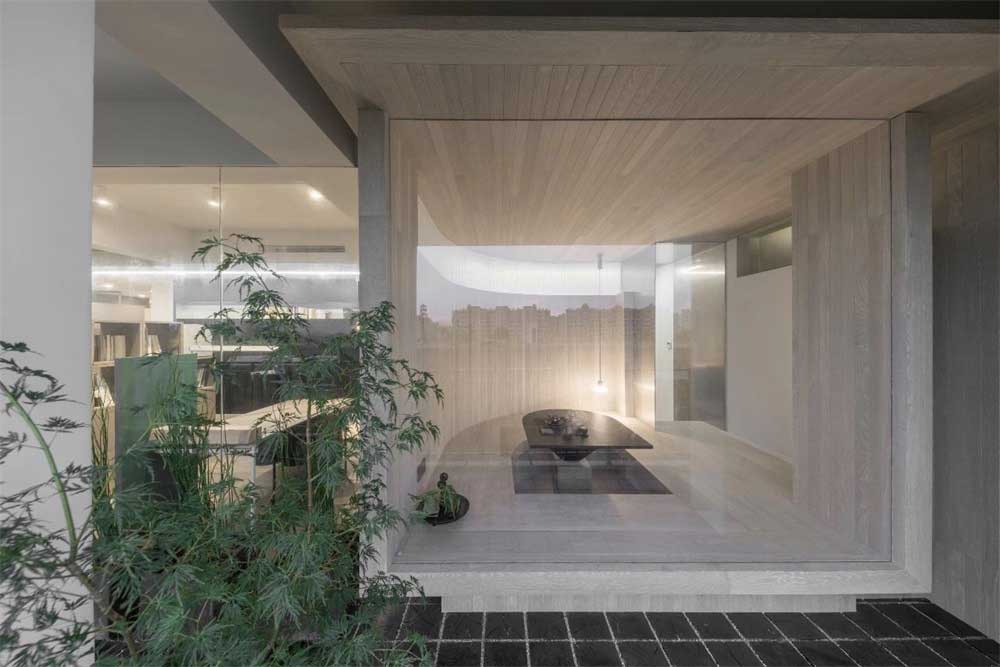 深圳市羅湖1600平原木風(fēng)辦公室裝修設(shè)計(jì)洽談區(qū)