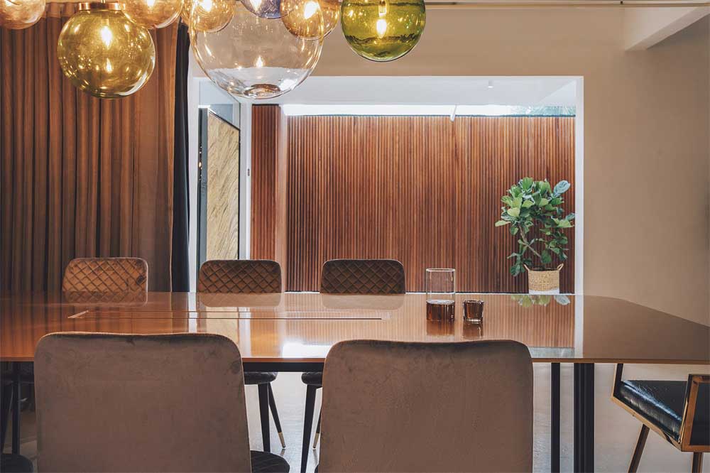 深圳市龍崗800平輕奢風(fēng)辦公室裝修會(huì)議室