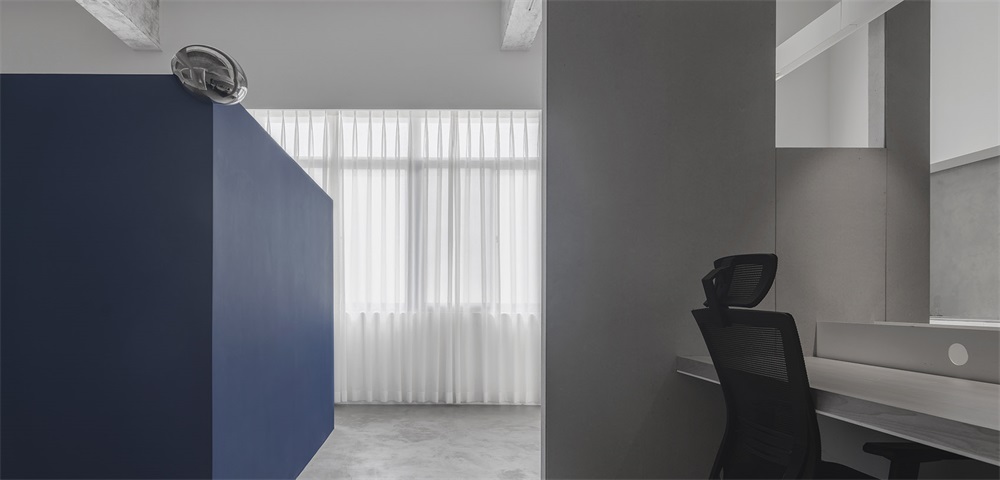 深圳市南山科技園工業(yè)風(fēng)辦公室設(shè)計裝修過道 深圳市南山科技園工業(yè)風(fēng)辦公室設(shè)計裝修過道