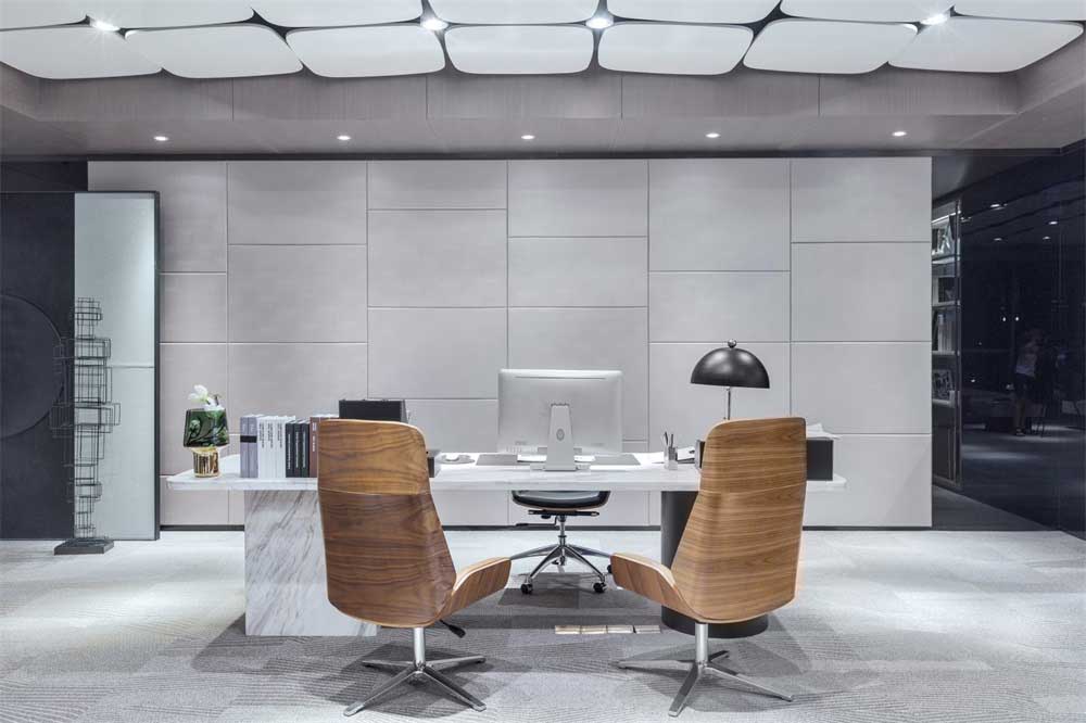 深圳市福田區(qū)車公廟現(xiàn)代輕奢辦公室設(shè)計裝修工作室