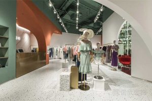 聯(lián)曼服裝店裝修設(shè)計(jì)方案11