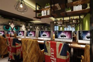 深圳南山區(qū)網(wǎng)咖裝修施工 電腦臺