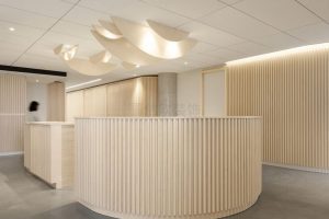 木格柵墻面原木色吧臺天花吊頂設(shè)計(jì)圖