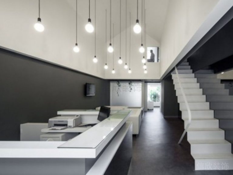 階梯式裝修效果圖天花吊頂pvc過(guò)道裝修效果辦公室