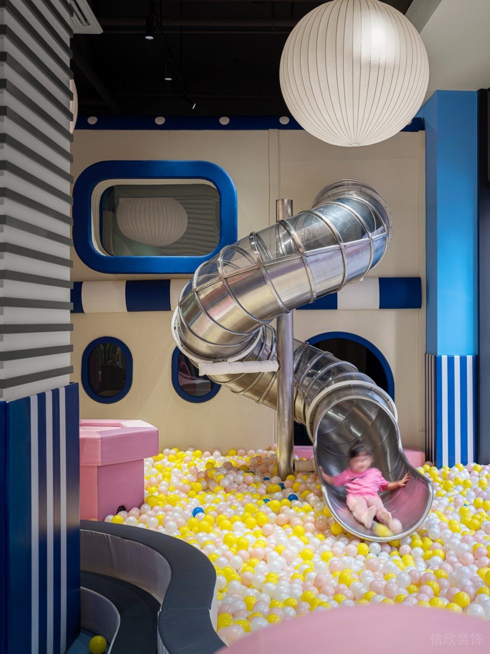 深圳市福田區(qū)筆架山北歐風兒童樂園裝修游樂區(qū)