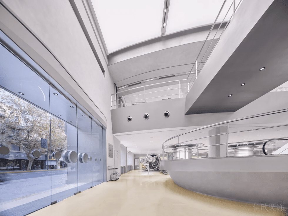 深圳市羅湖區(qū)布心現(xiàn)代風(fēng)服裝店裝修入戶