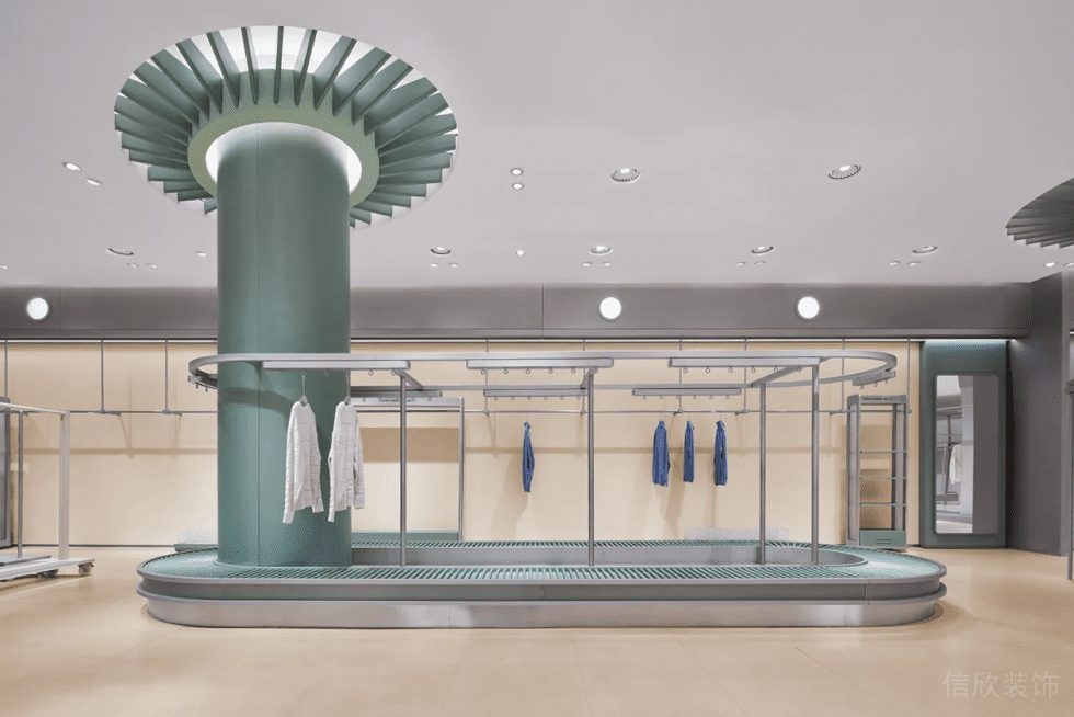深圳市羅湖區(qū)布心現(xiàn)代風(fēng)服裝店裝修展區(qū)