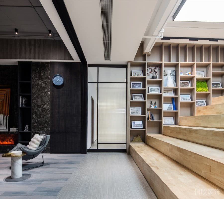 工作室機(jī)構(gòu)裝修效果兒童閱讀室階梯木飾面環(huán)保裝修圖