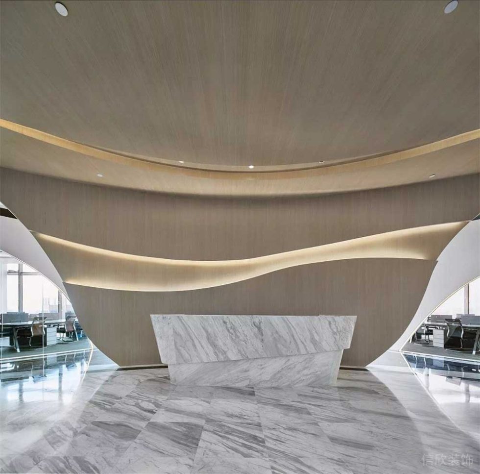 實(shí)木設(shè)計(jì)環(huán)形前臺(tái)區(qū)燈帶創(chuàng)意線條造型大理石地板前臺(tái)區(qū)接待處一體式設(shè)計(jì)