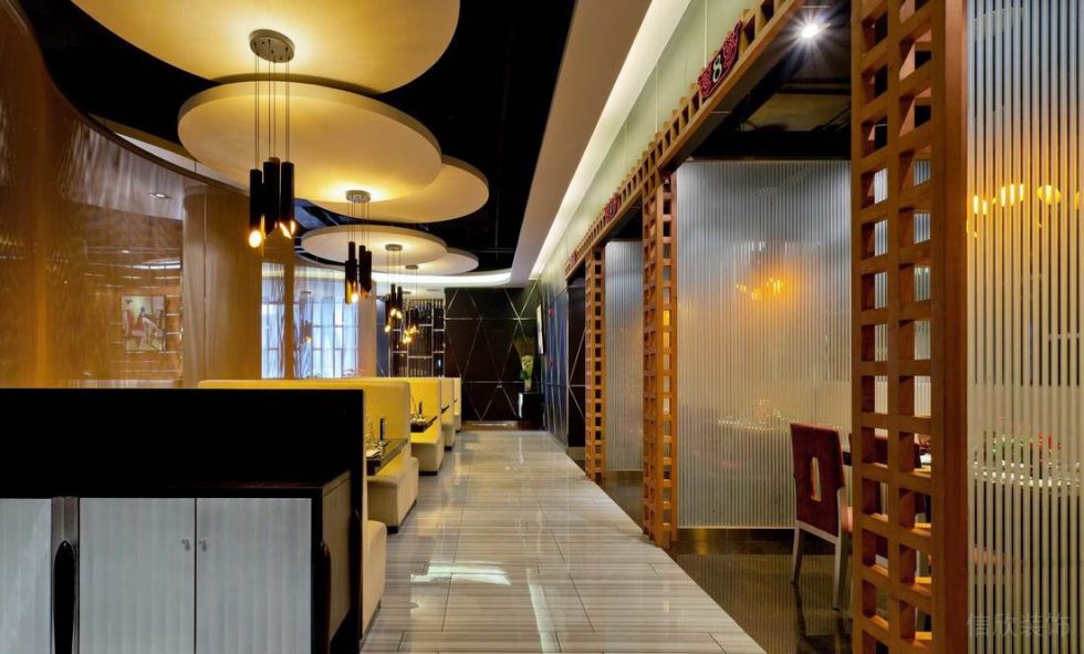 深圳寶安龍光世紀大廈簡約風格火鍋店裝修案例地面鋪設(shè)