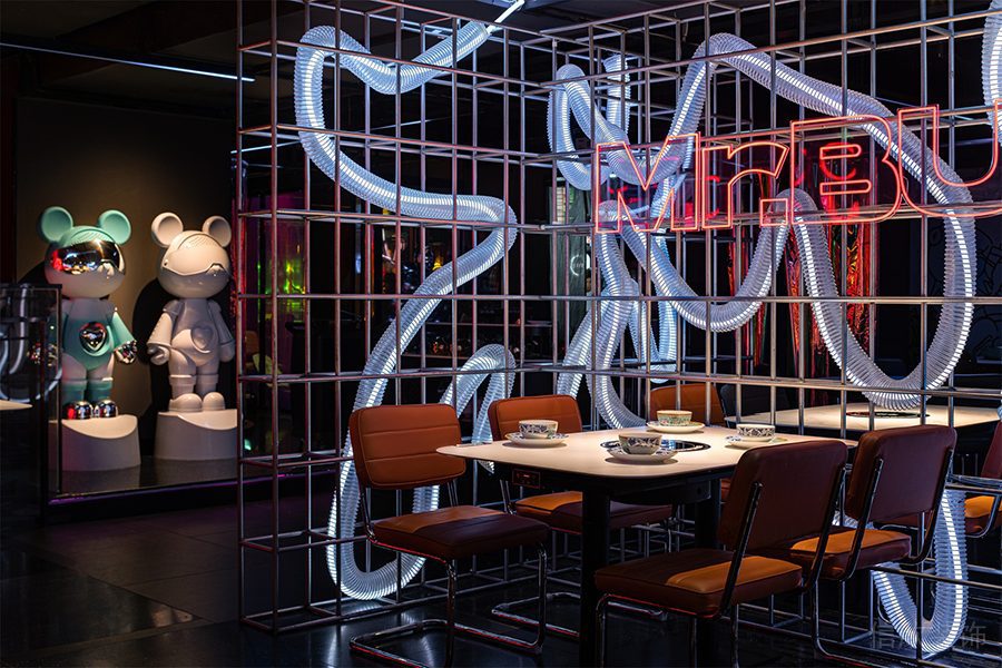 深圳羅湖京基鳳凰印象現(xiàn)代風(fēng)格火鍋店裝修案例家具組合