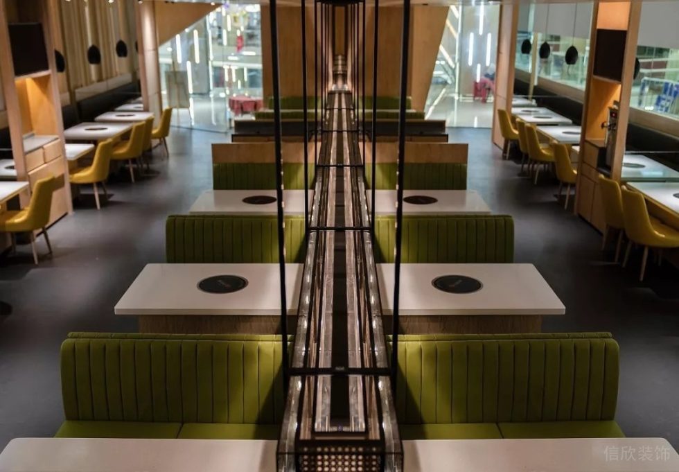 深圳坪山怡瑞達(dá)云秀府簡約北歐風(fēng)火鍋店裝修案例黑色烤漆方管架吊燈