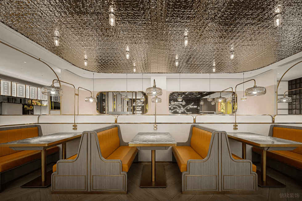 深圳寶安海府一號輕奢風(fēng)格港式茶餐廳裝修案例卡座