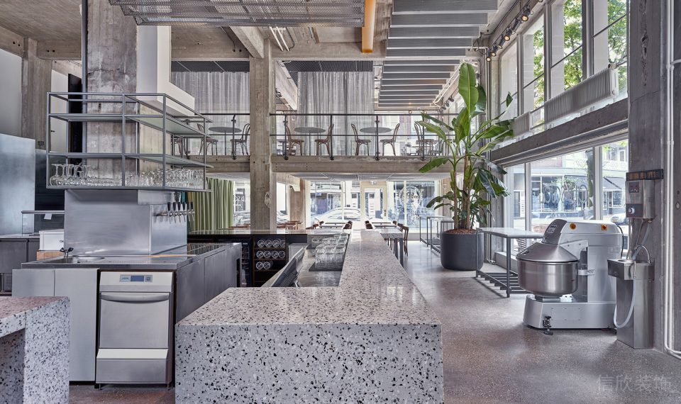 深圳寶安易尚中心灰色調(diào)工業(yè)風(fēng)披薩店裝修案例一層大廳