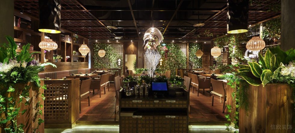 深圳福田航苑大廈田園風(fēng)格火鍋餐廳裝修案例綠植裝飾