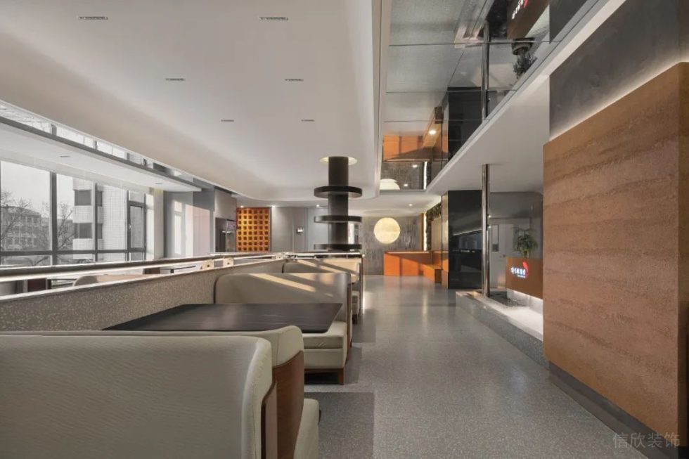 深圳南山海昌大廈現(xiàn)代風格川菜館裝修案例地面鋪貼