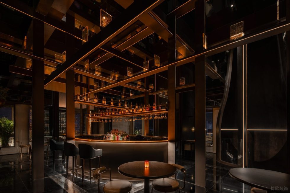 深圳南山怡海廣場輕奢風(fēng)格酒吧裝修案例休閑用餐大廳