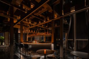 深圳南山怡海廣場輕奢風(fēng)格酒吧裝修案例吧臺(tái)效果圖