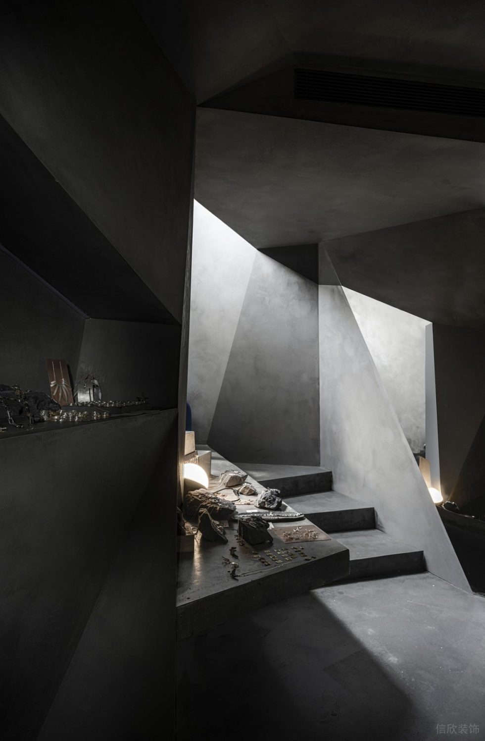 深圳市寶安區(qū)西鄉(xiāng)現(xiàn)代風(fēng)飾品店概念店裝修設(shè)計樓梯 深圳市寶安區(qū)西鄉(xiāng)現(xiàn)代風(fēng)飾品店概念店裝修設(shè)計樓梯