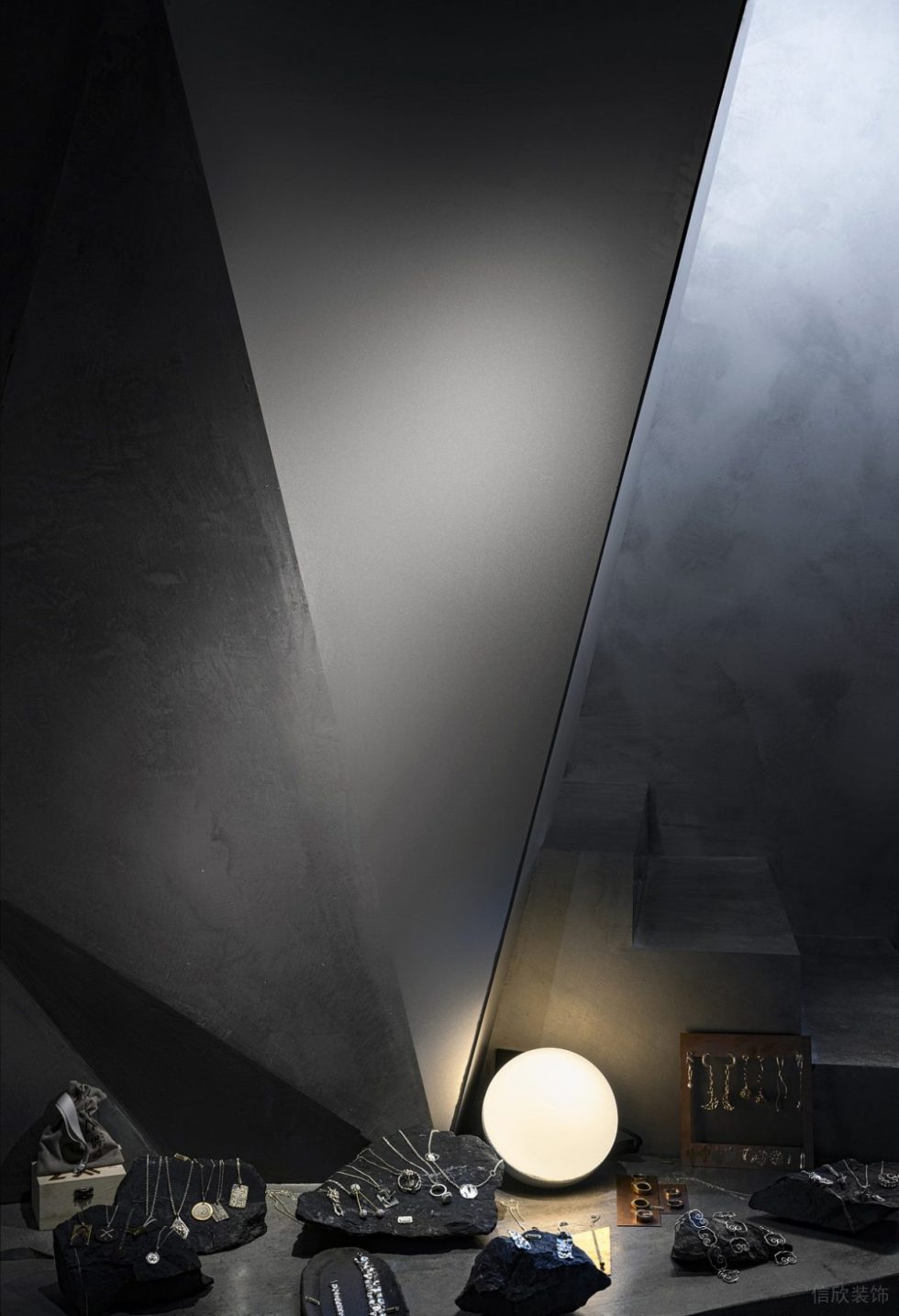 深圳市寶安區(qū)西鄉(xiāng)現(xiàn)代風(fēng)飾品店概念店裝修設(shè)計首飾展臺 深圳市寶安區(qū)西鄉(xiāng)現(xiàn)代風(fēng)飾品店概念店裝修設(shè)計首飾展臺