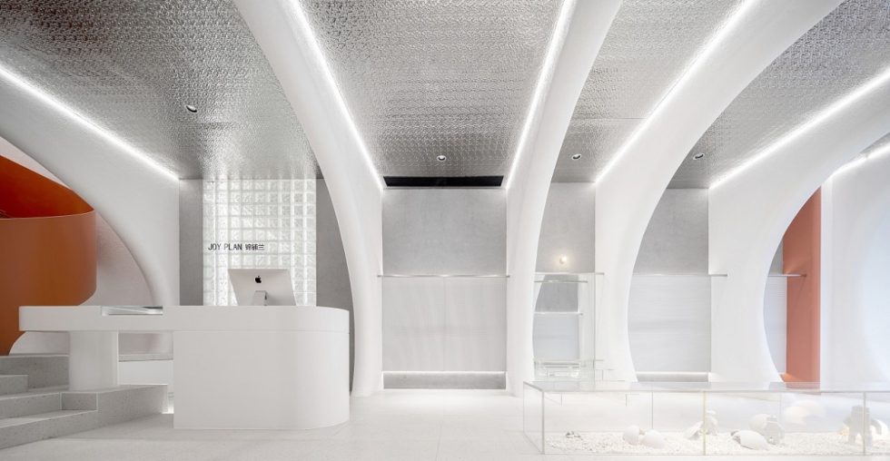 深圳市龍崗區(qū)橫崗joy Plan 女裝店裝修設(shè)計(jì)大廳 (3)