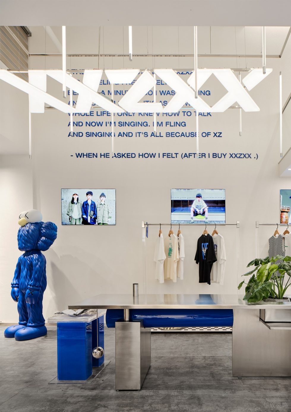 深圳市龍華區(qū)大浪潮牌店接待臺(tái)裝修 深圳市龍華區(qū)大浪潮牌店接待臺(tái)裝修