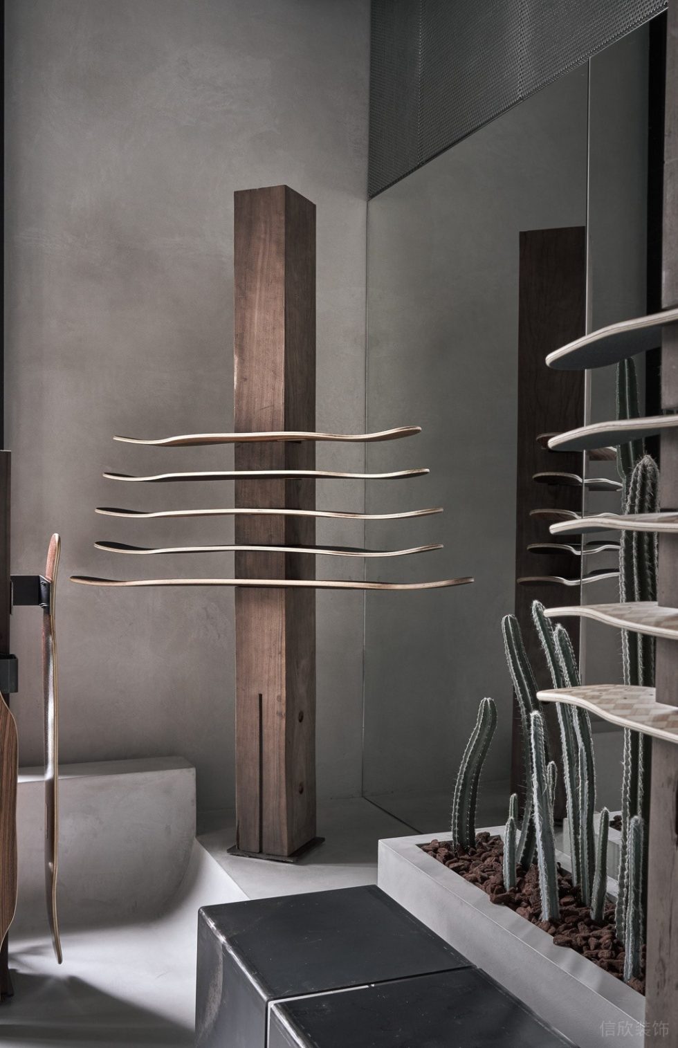 深圳市龍華區(qū)民治維也納滑板品牌概念店裝修設(shè)計(jì)展架燈光效果 深圳市龍華區(qū)民治維也納滑板品牌概念店裝修設(shè)計(jì)展架燈光效果