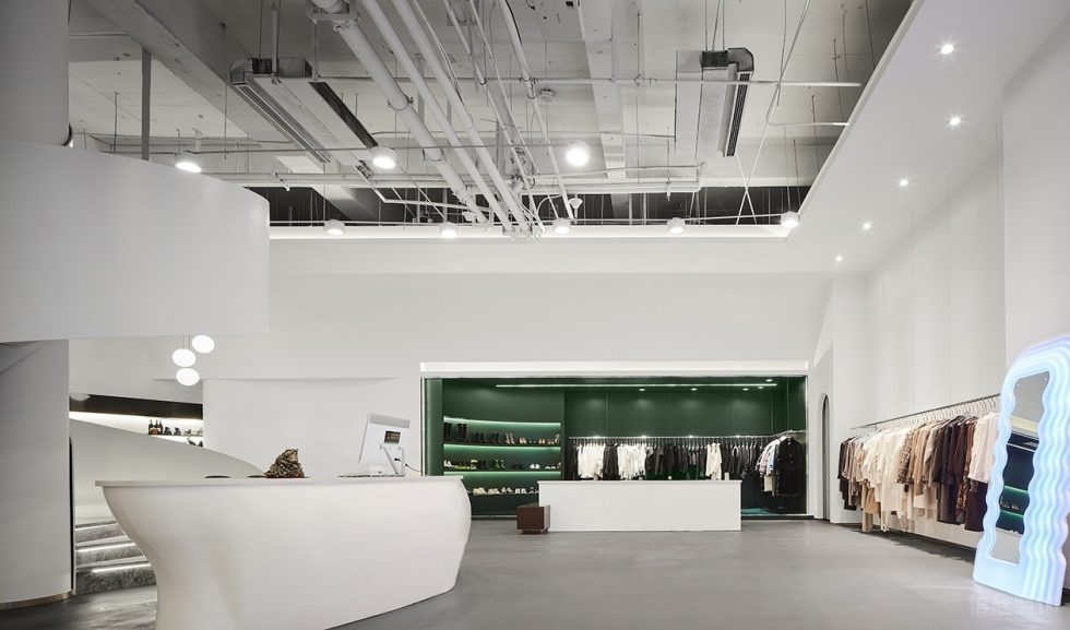 深圳市南山區(qū)南頭現(xiàn)代風(fēng)rain & Snow.hby買手店裝修設(shè)計(jì)前臺(tái)