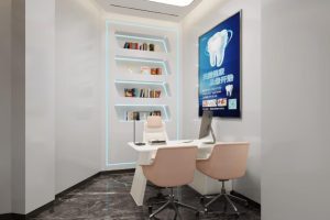 華冠口腔牙科診所醫(yī)生辦公室