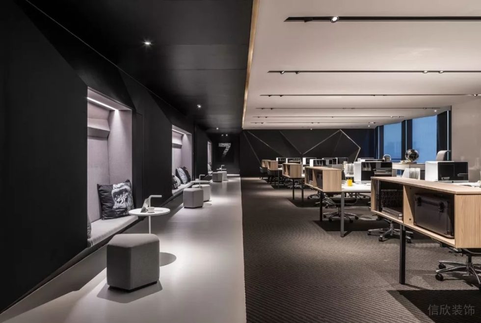 深圳福田中心商務(wù)大廈1300平方米黑白灰現(xiàn)代風辦公室裝修案例辦公大廳