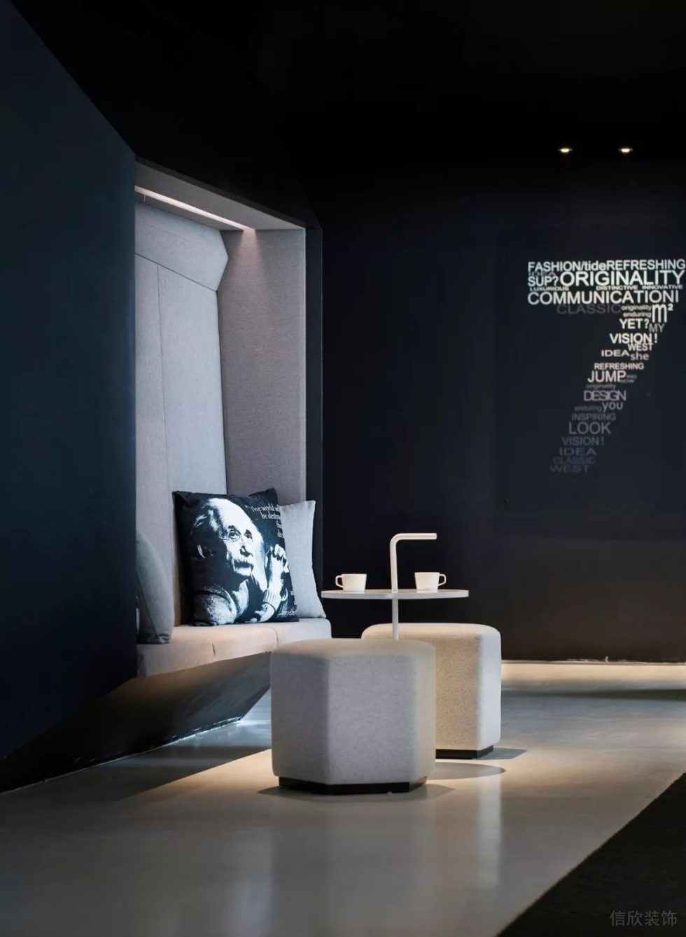 深圳福田中心商務(wù)大廈1300平方米黑白灰現(xiàn)代風辦公室裝修案例休閑區(qū)