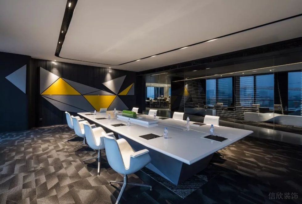 深圳福田中心商務(wù)大廈1300平方米黑白灰現(xiàn)代風辦公室裝修案例會議室效果圖