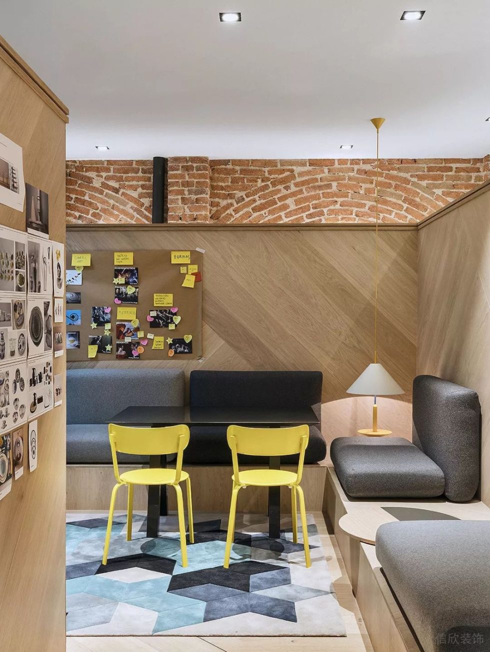 深圳龍崗云里智能園500平方米北歐工業(yè)風(fēng)辦公室裝修案例休息區(qū)