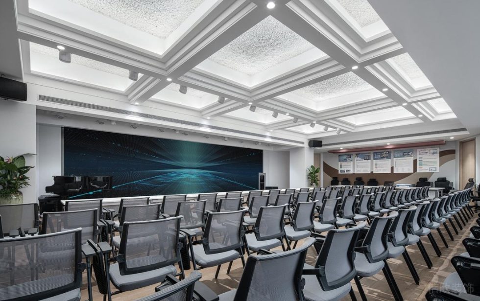 深圳龍華展滔科技大廈1600平方米現(xiàn)代科技風辦公室裝修案例培訓室