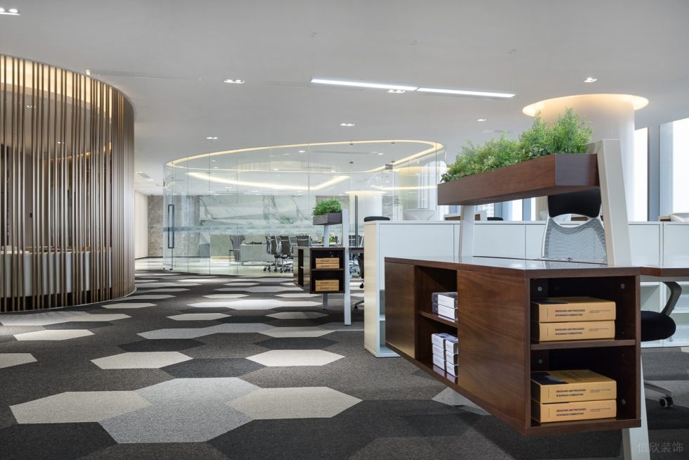 深圳南山振業(yè)國際商務中心800平方米現(xiàn)代輕奢風辦公室裝修案例天花 深圳南山振業(yè)國際商務中心800平方米現(xiàn)代輕奢風辦公室裝修案例天花
