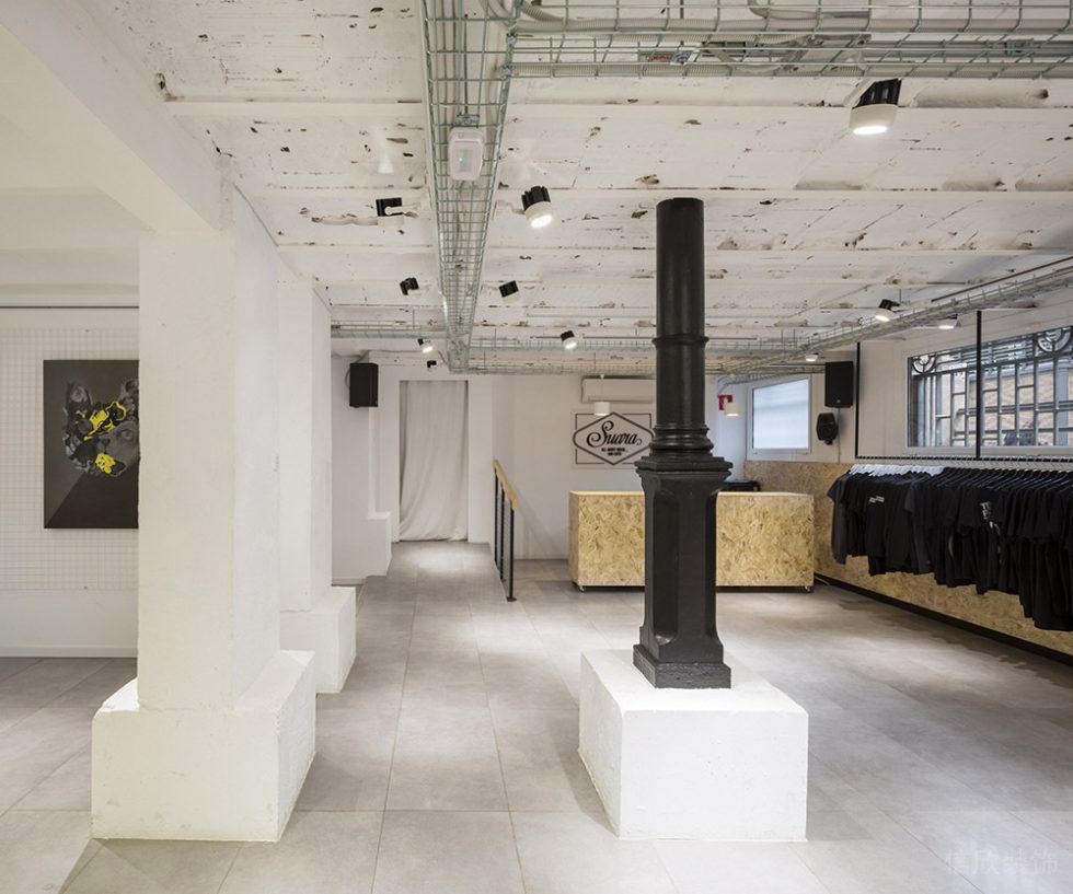 工業(yè)風(fēng)服裝店裝修設(shè)計(jì)大廳