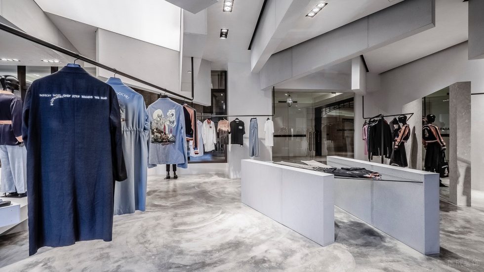 深圳市寶安區(qū)西鄉(xiāng)巨星御用品牌 Christian Dada 臺灣首間旗艦店中島高柜裝修設(shè)計效果圖 深圳市寶安區(qū)西鄉(xiāng)巨星御用品牌 Christian Dada 臺灣首間旗艦店中島高柜裝修設(shè)計效果圖