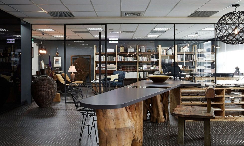 深圳寶安陽基九方廣場600平方米北歐工業(yè)風(fēng)公司裝修案例物料選樣區(qū)