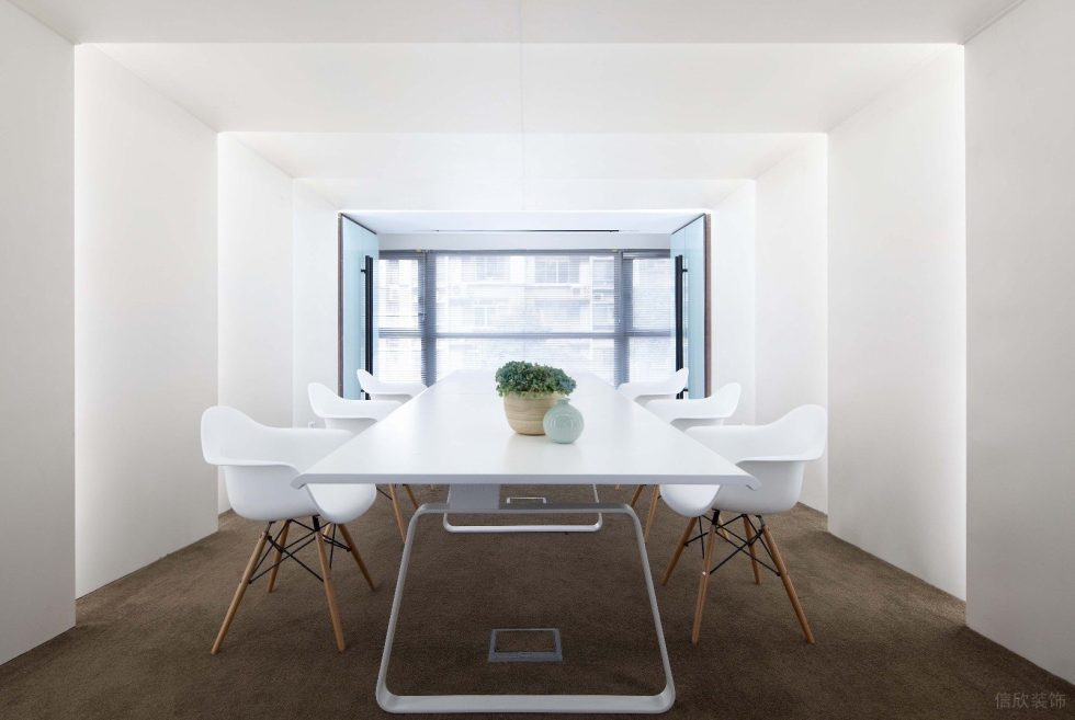 深圳羅湖百仕達大廈800平方米簡約新中式風(fēng)格辦公室裝修案例商務(wù)交流接待室