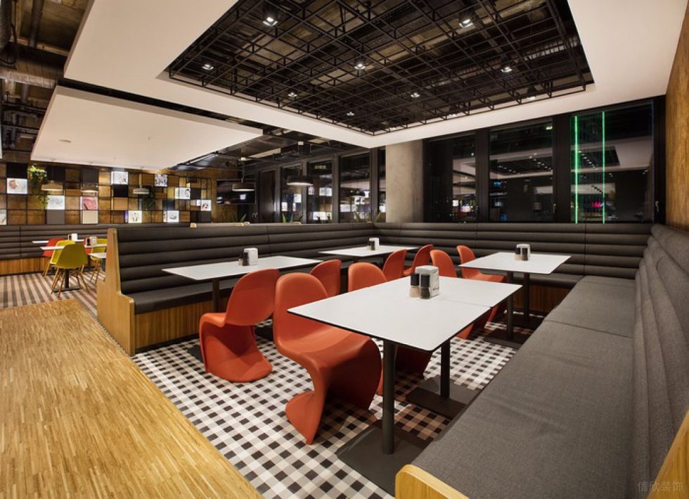 深圳南山聚創(chuàng)金谷創(chuàng)意園3500平方米工業(yè)主義北歐風(fēng)辦公室裝修案例員工餐廳卡座