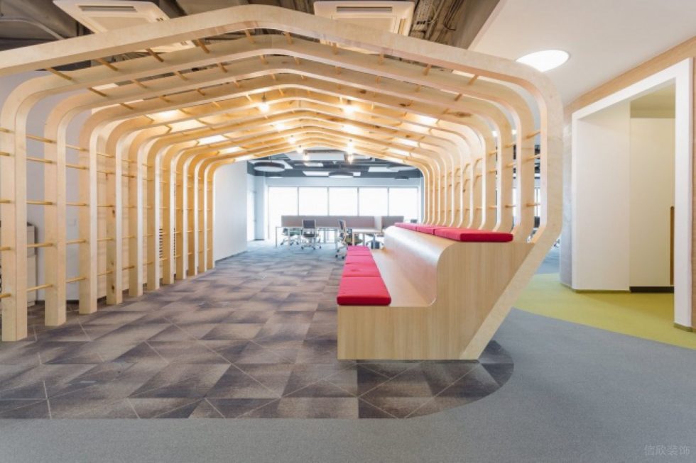 深圳南山世外桃源創(chuàng)意園900平方米簡(jiǎn)約主義北歐風(fēng)辦公室裝修案例辦公大廳木框架屋脊造型階階梯式休閑區(qū) 深圳南山世外桃源創(chuàng)意園900平方米簡(jiǎn)約主義北歐風(fēng)辦公室裝修案例辦公大廳木框架屋脊造型階階梯式休閑區(qū)