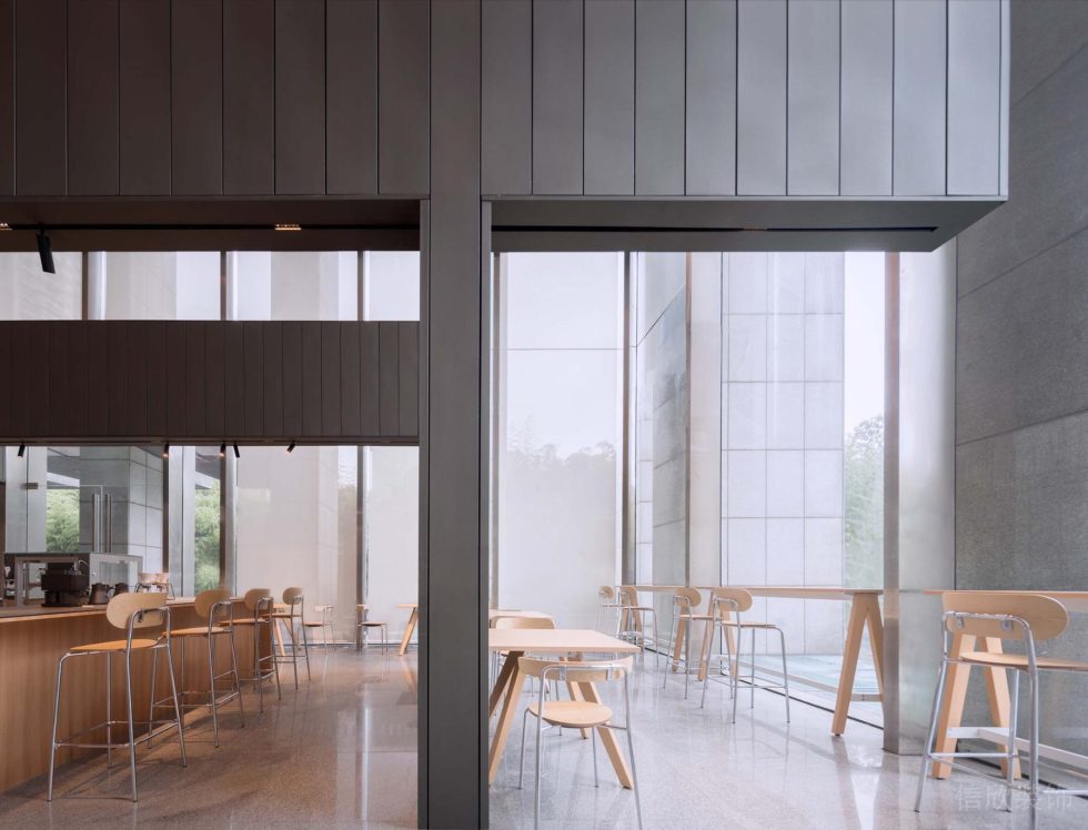 海松大廈現(xiàn)代原木風(fēng)咖啡店裝修設(shè)計(jì)方案 店鋪落座區(qū)