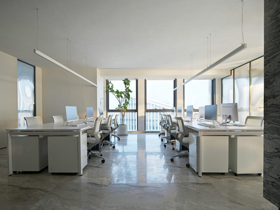 京基濱河時代大廈現(xiàn)代簡約風辦公室裝修案例 辦公區(qū)
