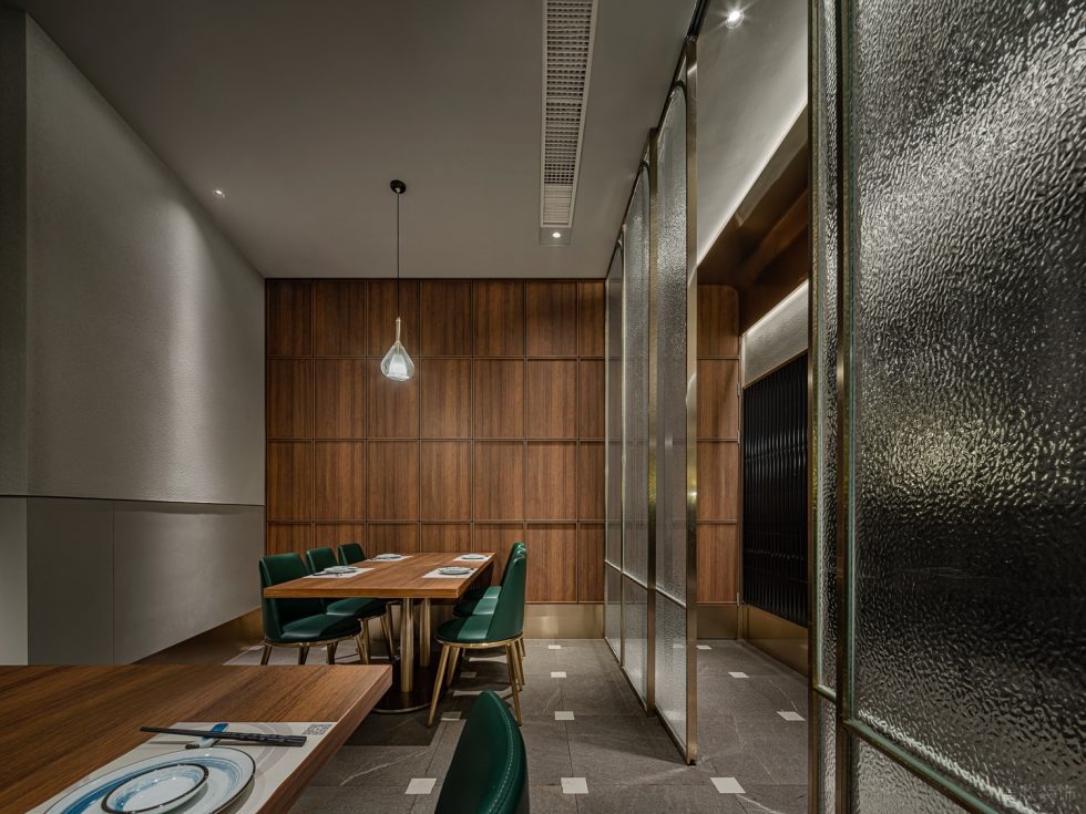 輕奢貴氣餐廳貴氣小包間裝修設(shè)計(jì)