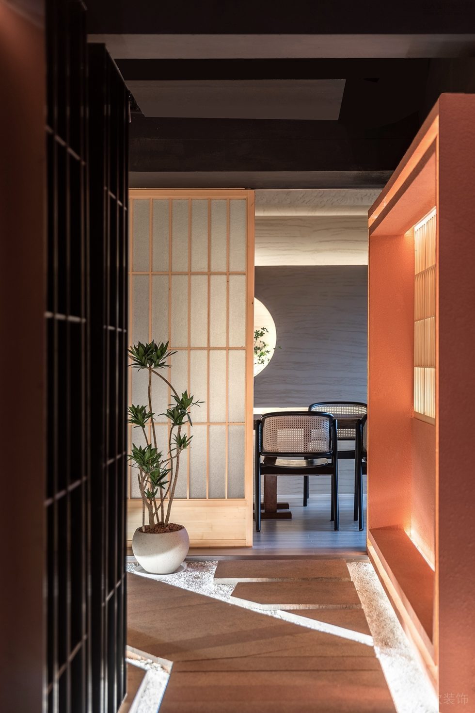 深圳寶安現(xiàn)代風(fēng)茶館景觀綠植裝修設(shè)計(jì)