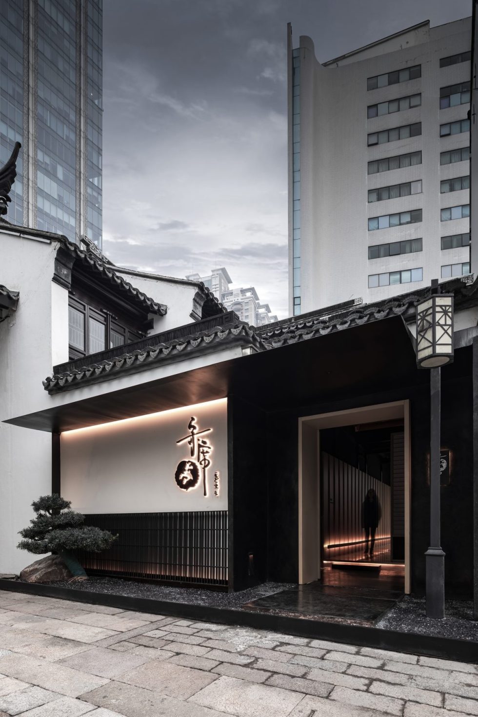 深圳龍華日式禪意餐極簡廳門面設(shè)計(jì)裝修